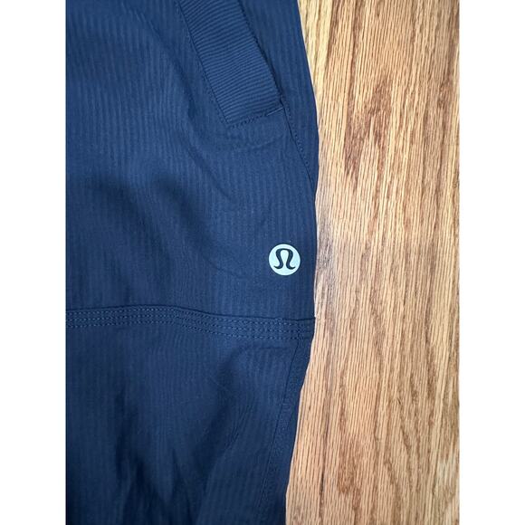 Perfect Condition Lululemon Dance Studio Mid Rise Pants Size 6 - Picture 4 of 6